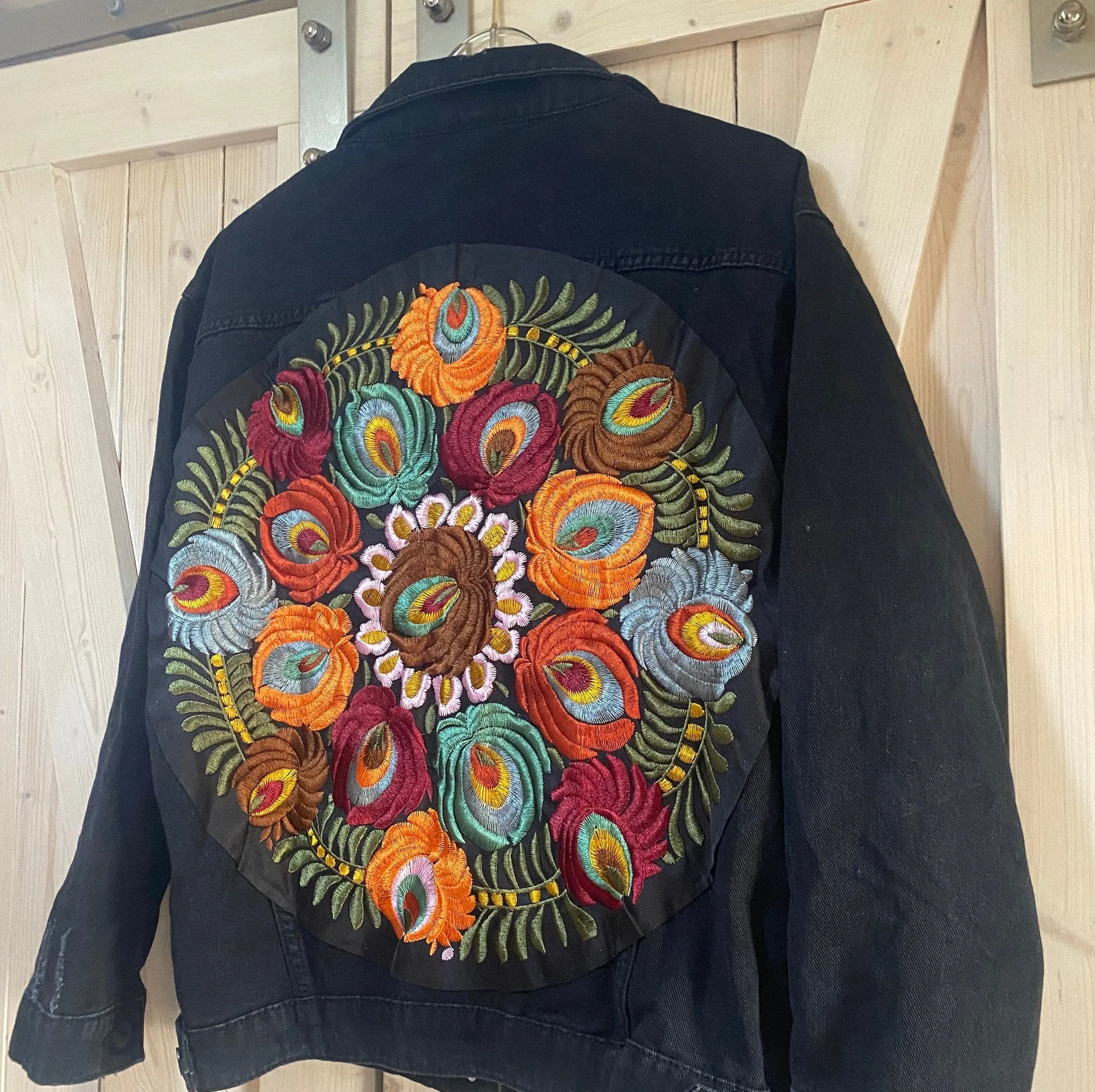 nwt jacket Boho Floral Embroidery on Charcoal denim jacket faded black jean coat